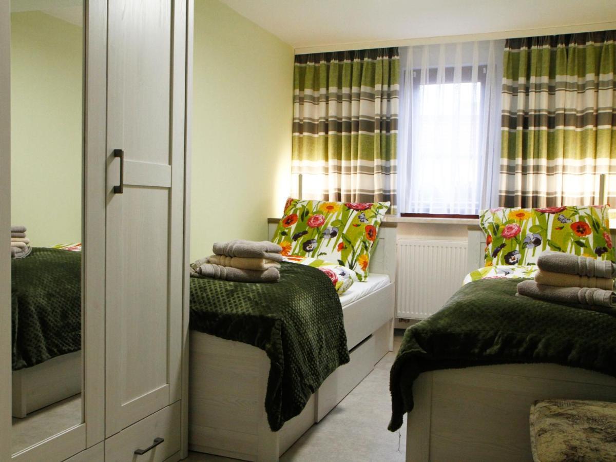 Ferienwohnung Familie Mergner Бад Лангензалца Екстериор снимка